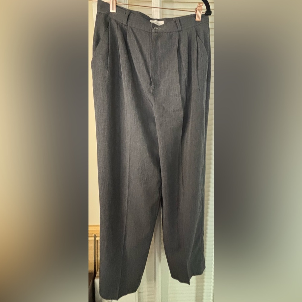 Classic Pleated High-Waist Trousers in Charcoal-Size 12
